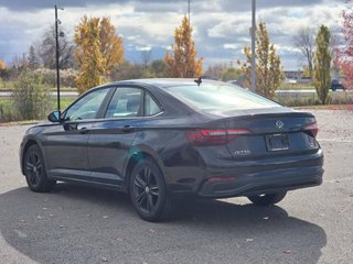 Volkswagen Jetta Comfortline | DÉMARREUR | CUIR | CARPLAY | CAMÉRA +++ 2023 à Laval, Québec - 6 - w320h240px