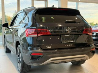 Volkswagen Taos Trendline | CARPLAY | CAMÉRA | SIÈGES & VOLANT CHAUFFANTS +++ 2023 à Laval, Québec - 6 - w320h240px