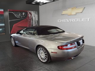 Aston Martin DB9  2006 à Saint-Hyacinthe, Québec - 4 - w320h240px