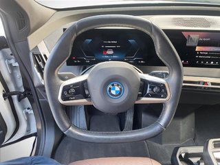 2024 BMW IX in Saint-Hyacinthe, Quebec - 11 - w320h240px