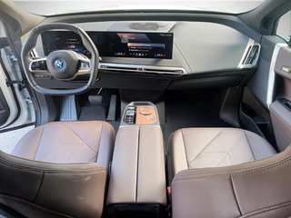 2024 BMW IX in Saint-Hyacinthe, Quebec - 9 - w320h240px