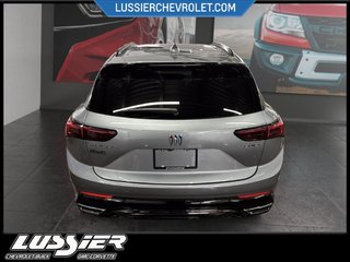 Buick Envision Essence AWD  2026 à Saint-Hyacinthe, Québec - 3 - w320h240px