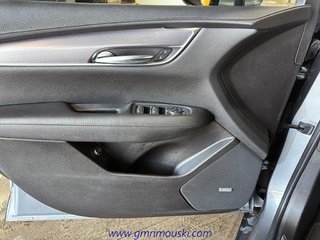 2022 Cadillac XT5 in Saint-Hyacinthe, Quebec - 11 - w320h240px