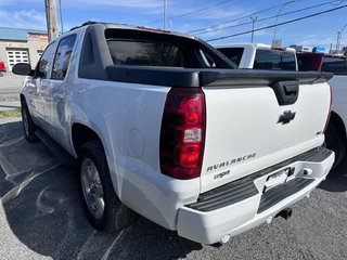 Chevrolet Avalanche  2007 à Saint-Hyacinthe, Québec - 2 - w320h240px