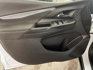 2023 Chevrolet Bolt in Saint-Hyacinthe, Quebec - 9 - w320h240px