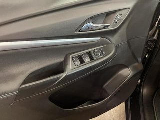 2023 Chevrolet Bolt in Saint-Hyacinthe, Quebec - 8 - w320h240px