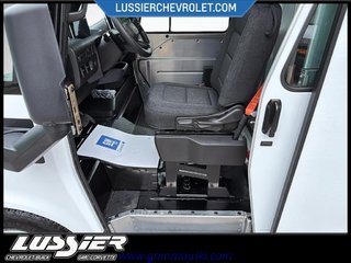 2025 Chevrolet BRIGHTDROP 400 AWD in Saint-Hyacinthe, Quebec - 7 - w320h240px