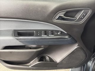 2015 Chevrolet Colorado in Saint-Hyacinthe, Quebec - 11 - w320h240px