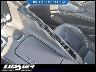 2025 Chevrolet CORVETTE STINGRAY CABRIOLET in Saint-Hyacinthe, Quebec - 12 - w320h240px