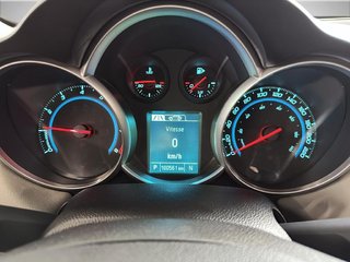 Chevrolet Cruze  2015 à Saint-Hyacinthe, Québec - 13 - w320h240px
