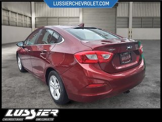 2016 Chevrolet CRUZE in Saint-Hyacinthe, Quebec - 4 - w320h240px
