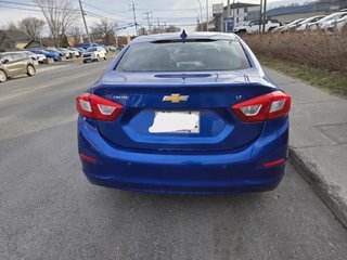 Chevrolet Cruze  2017 à Saint-Hyacinthe, Québec - 4 - w320h240px
