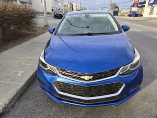 Chevrolet Cruze  2017 à Saint-Hyacinthe, Québec - 7 - w320h240px