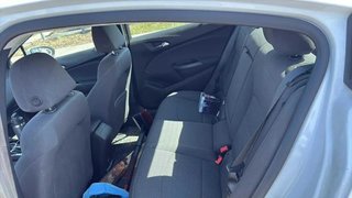 Chevrolet Cruze  2018 à Saint-Hyacinthe, Québec - 6 - w320h240px