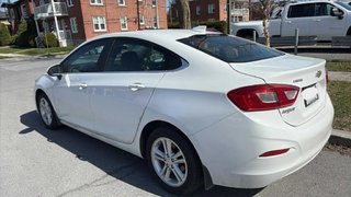 Chevrolet Cruze  2018 à Saint-Hyacinthe, Québec - 2 - w320h240px