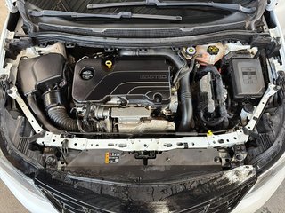 2018 Chevrolet Cruze in Saint-Hyacinthe, Quebec - 8 - w320h240px