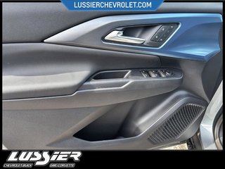 2025 Chevrolet EQUINOX LT EV in Saint-Hyacinthe, Quebec - 10 - w320h240px