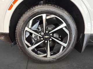 2024 Chevrolet Equinox AWD in Saint-Hyacinthe, Quebec - 7 - w320h240px