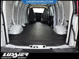 2024 Chevrolet FOURGONNETTE UTILITAIRE LONGUE EXPRESS in Saint-Hyacinthe, Quebec - 5 - w320h240px