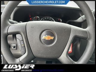 Chevrolet FOURGONNETTE UTILITAIRE LONGUE EXPRESS  2024 à Saint-Hyacinthe, Québec - 10 - w320h240px