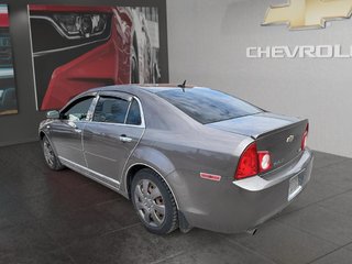 Chevrolet Malibu  2010 à Saint-Hyacinthe, Québec - 4 - w320h240px