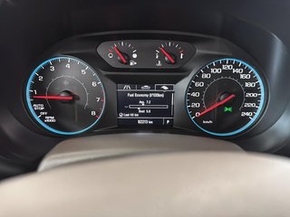 2017 Chevrolet MALIBU in Saint-Hyacinthe, Quebec - 11 - w320h240px