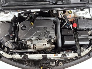 Chevrolet Malibu  2022 à Saint-Hyacinthe, Québec - 8 - w320h240px