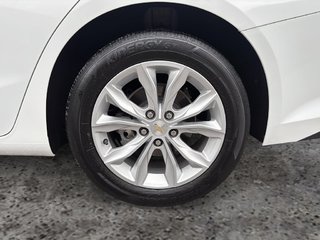 2022 Chevrolet MALIBU in Saint-Hyacinthe, Quebec - 7 - w320h240px