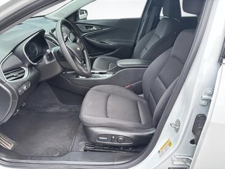2022 Chevrolet MALIBU in Saint-Hyacinthe, Quebec - 8 - w320h240px