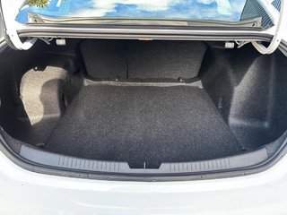 2024 Chevrolet MALIBU in Saint-Hyacinthe, Quebec - 6 - w320h240px