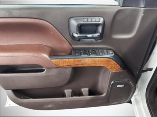 2017 Chevrolet Silverado 1500 in Saint-Hyacinthe, Quebec - 11 - w320h240px