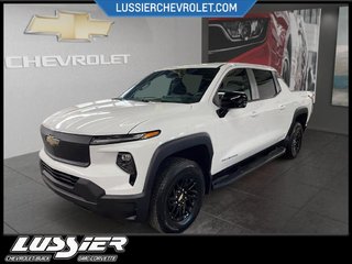 Chevrolet SILVERADO CREW CAB EV  2024 à Saint-Hyacinthe, Québec - 2 - w320h240px