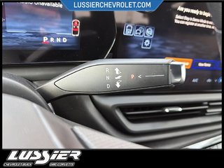 2026 Chevrolet SILVERADO CREW CAB EV in Saint-Hyacinthe, Quebec - 11 - w320h240px