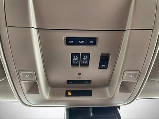 2017 Chevrolet Silverado in Saint-Hyacinthe, Quebec - 18 - w320h240px