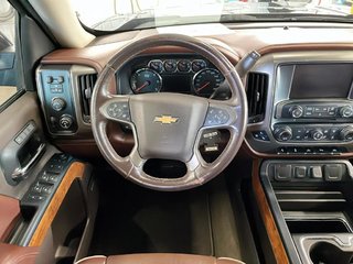 2017 Chevrolet Silverado in Saint-Hyacinthe, Quebec - 10 - w320h240px