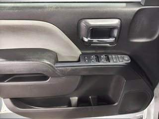 Chevrolet SILVERADO  2018 à Saint-Hyacinthe, Québec - 10 - w320h240px