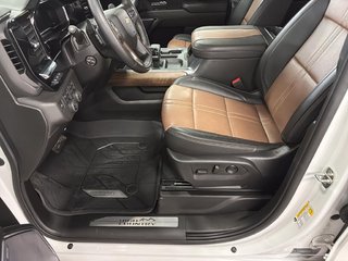 2023 Chevrolet SILVERADO in Saint-Hyacinthe, Quebec - 8 - w320h240px