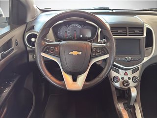 Chevrolet Sonic  2017 à Saint-Hyacinthe, Québec - 12 - w320h240px