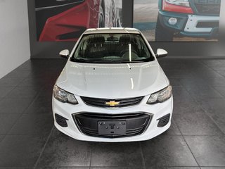 Chevrolet Sonic  2017 à Saint-Hyacinthe, Québec - 2 - w320h240px