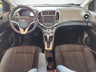 Chevrolet Sonic  2017 à Saint-Hyacinthe, Québec - 10 - w320h240px