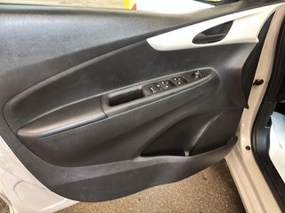 Chevrolet Spark  2017 à Saint-Hyacinthe, Québec - 10 - w320h240px
