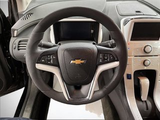 2013 Chevrolet Volt in Saint-Hyacinthe, Quebec - 11 - w320h240px