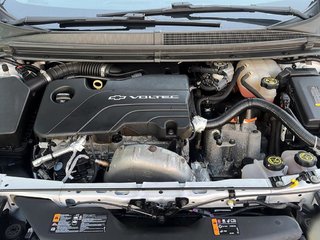 Chevrolet Volt  2017 à Saint-Hyacinthe, Québec - 3 - w320h240px