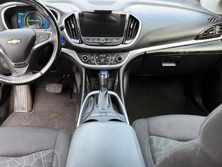 2017 Chevrolet Volt in Saint-Hyacinthe, Quebec - 10 - w320h240px