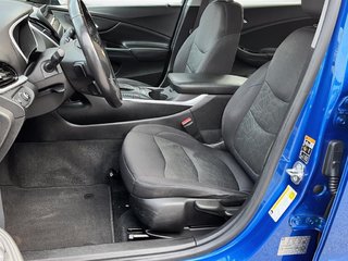 Chevrolet Volt  2017 à Saint-Hyacinthe, Québec - 9 - w320h240px