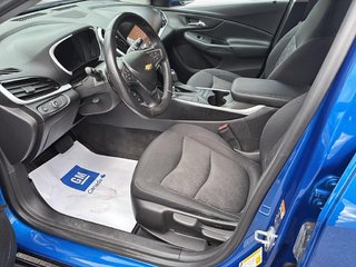 2017 Chevrolet VOLT in Saint-Hyacinthe, Quebec - 8 - w320h240px