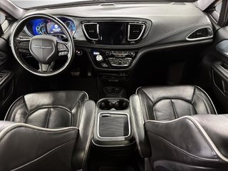2020 Chrysler Pacifica in Saint-Hyacinthe, Quebec - 11 - w320h240px