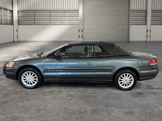 Chrysler Sebring  2001 à Saint-Hyacinthe, Québec - 5 - w320h240px