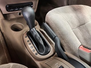 Chrysler Sebring  2001 à Saint-Hyacinthe, Québec - 12 - w320h240px