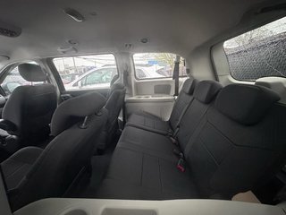 Dodge Grand Caravan  2010 à Saint-Hyacinthe, Québec - 9 - w320h240px
